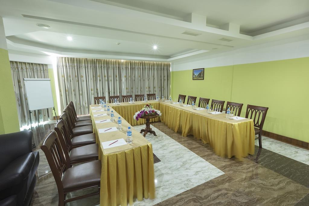 High Sky Hotel Phnom Penh Ngoại thất bức ảnh