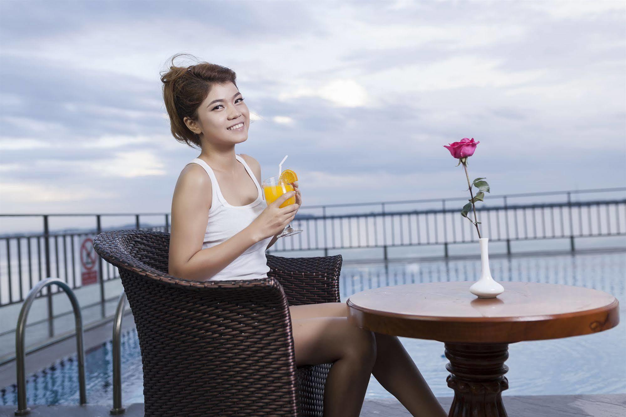 High Sky Hotel Phnom Penh Ngoại thất bức ảnh