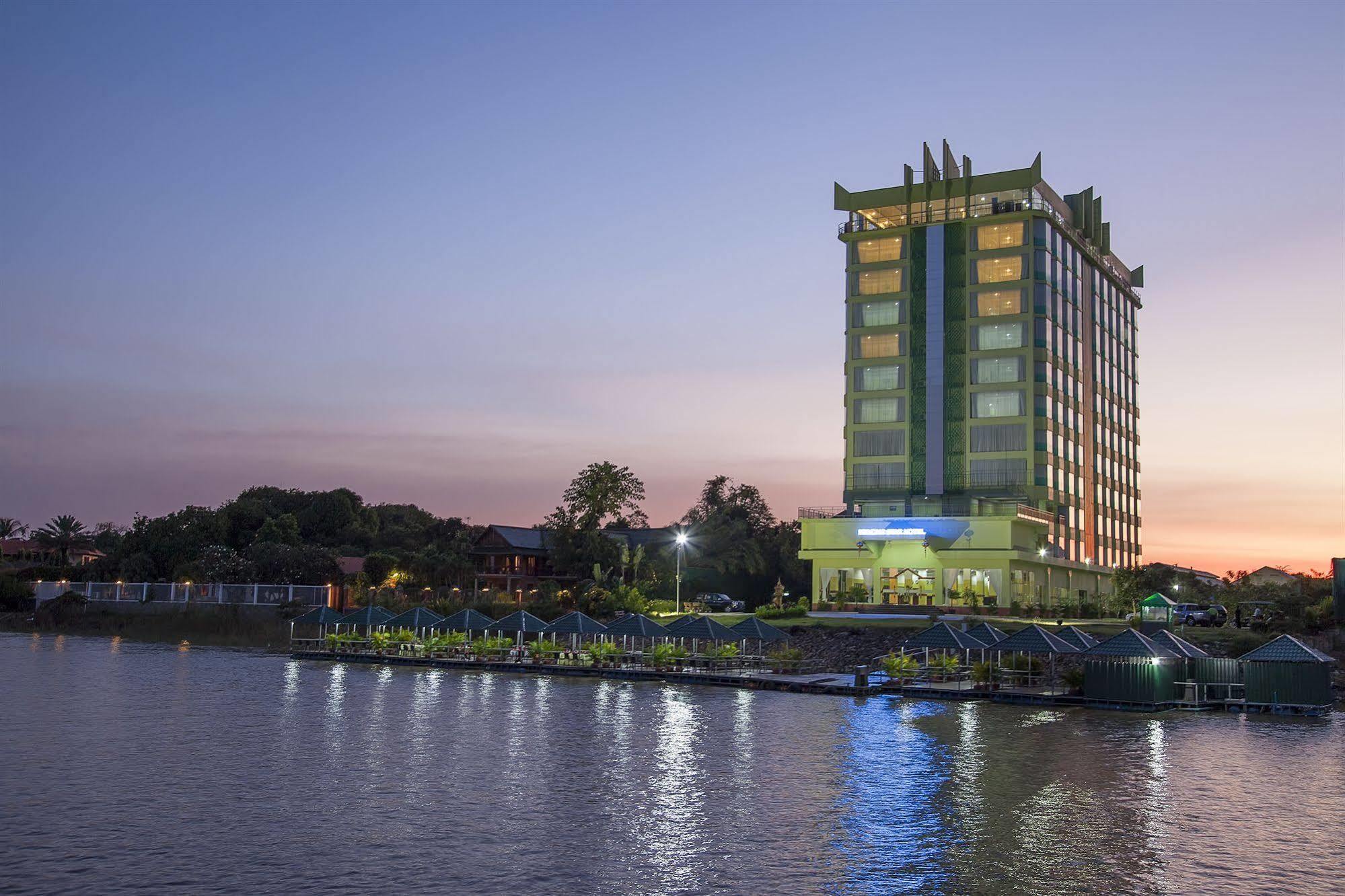 High Sky Hotel Phnom Penh Ngoại thất bức ảnh