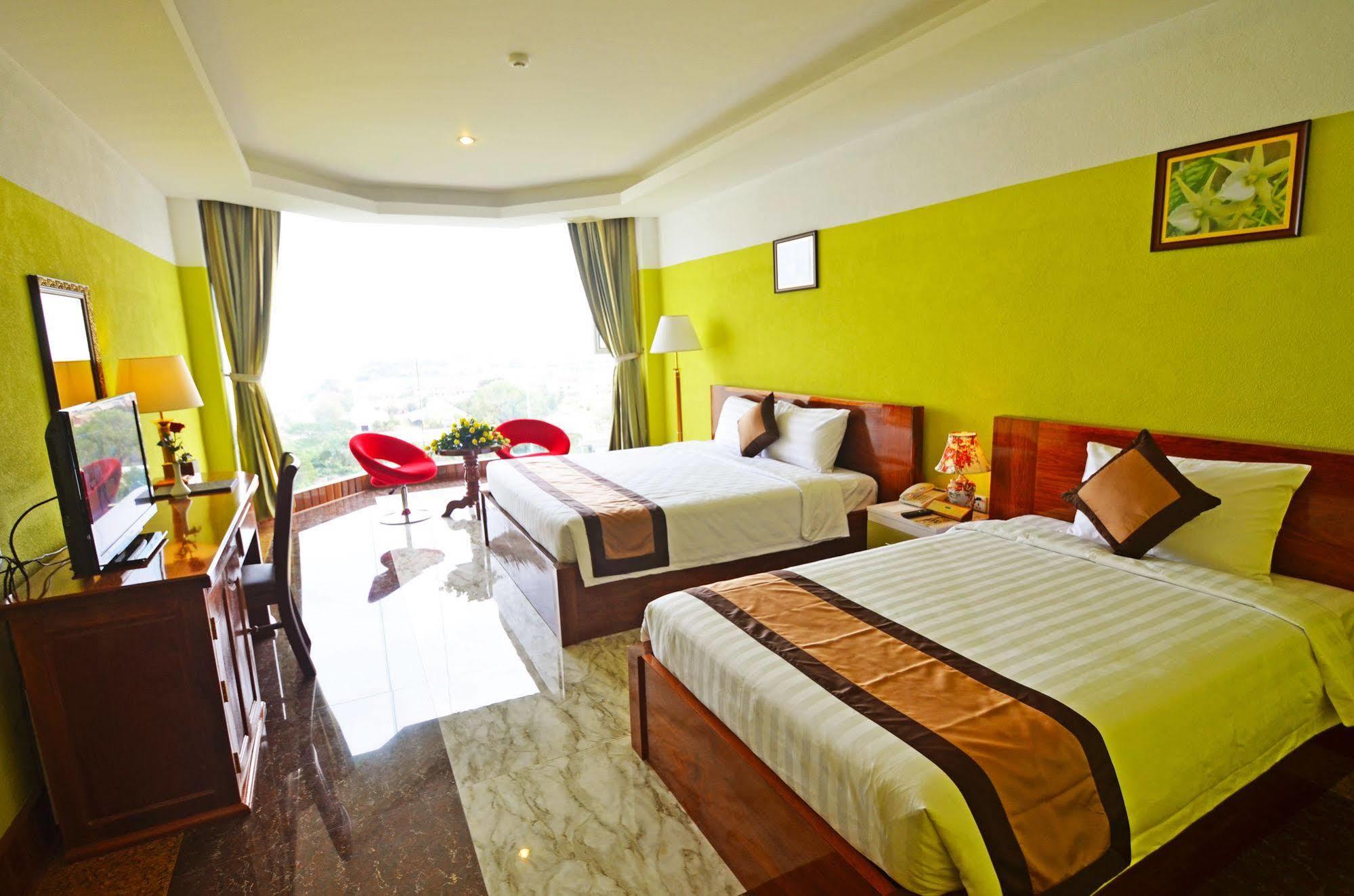 High Sky Hotel Phnom Penh Ngoại thất bức ảnh