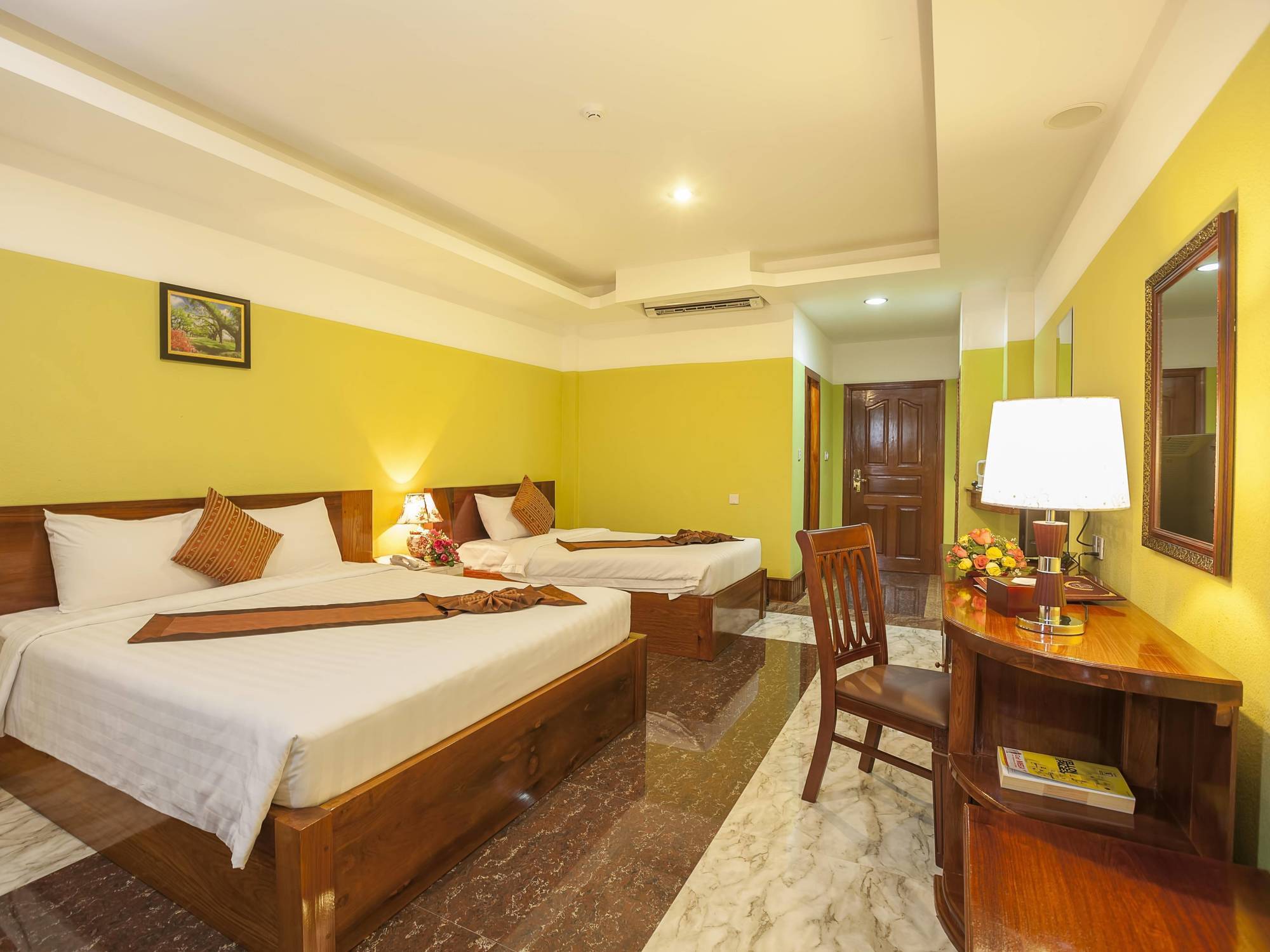 High Sky Hotel Phnom Penh Ngoại thất bức ảnh