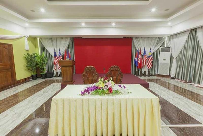 High Sky Hotel Phnom Penh Ngoại thất bức ảnh