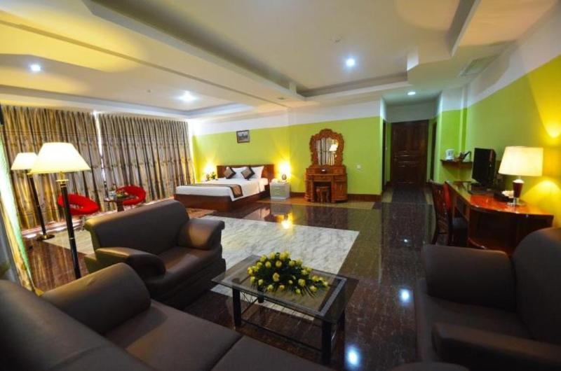 High Sky Hotel Phnom Penh Ngoại thất bức ảnh